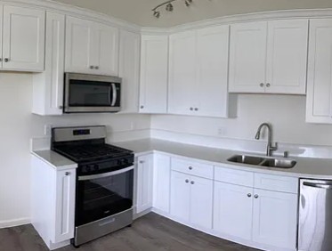 4798 Claire Dr - Photo 5