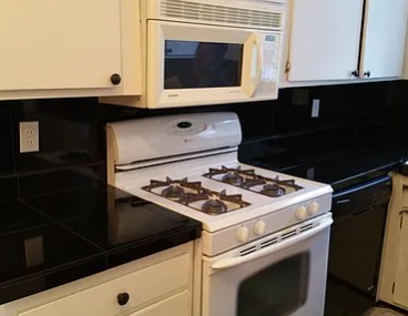 627 Flora Dr - Photo 13