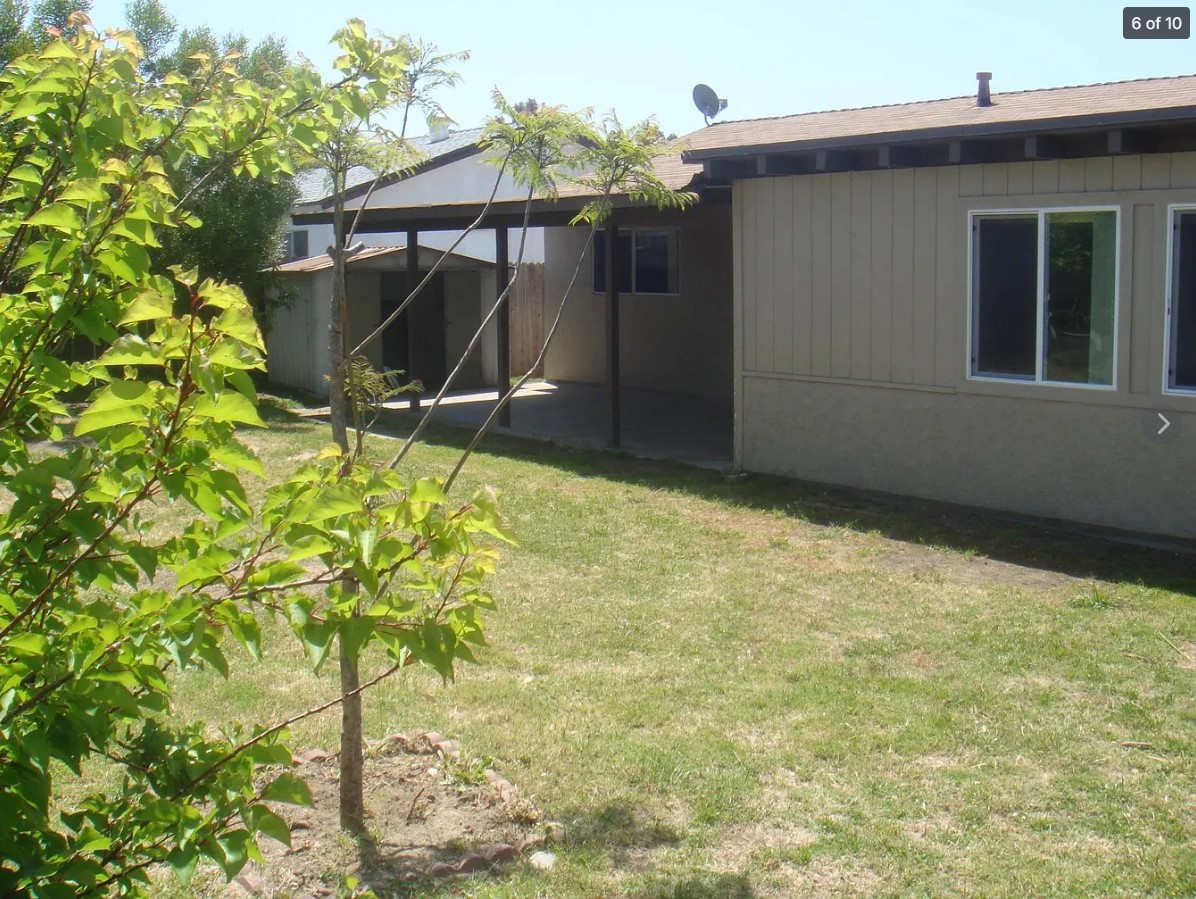 755 Arthur - Photo 3
